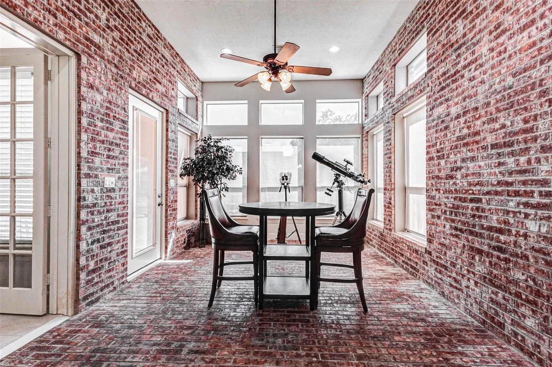 Photo of 1110 Lake Grayson Drive