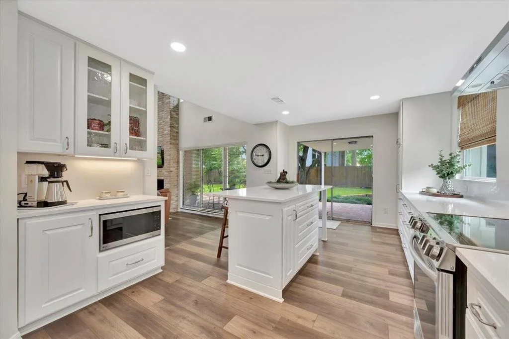 Photo of 15050 Pearhaven Drive