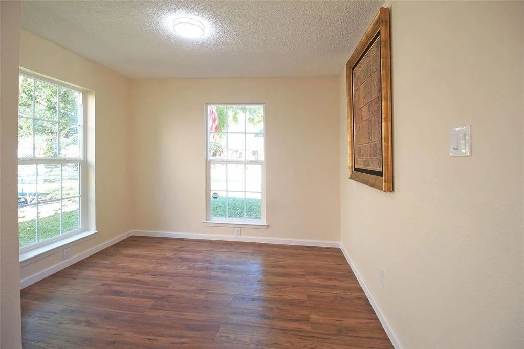 Photo of 8011 Goldengrove Drive