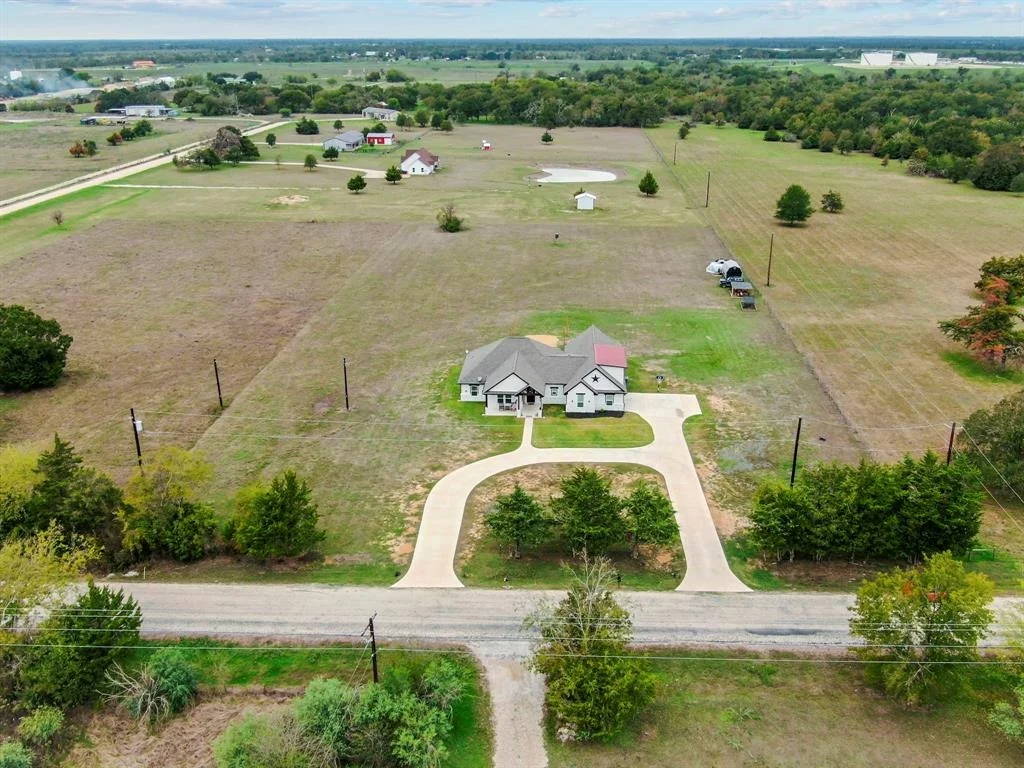 Photo of 11027 Oak Lake Road