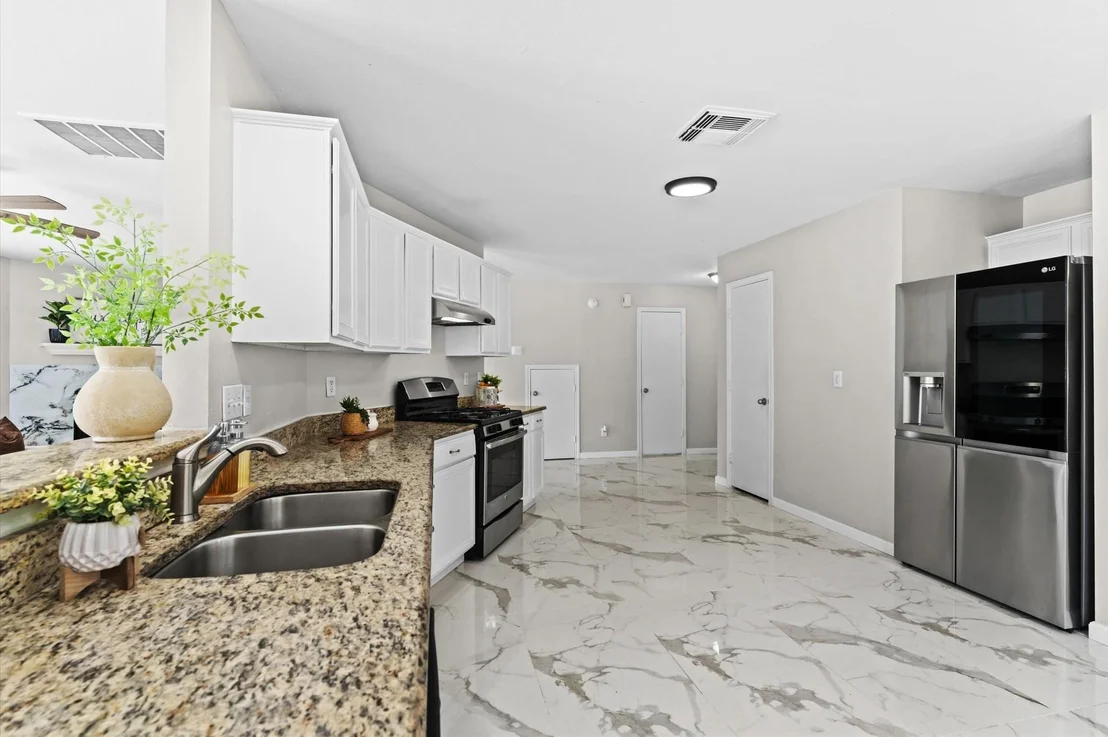 Photo of 16102 Mesa Boulevard