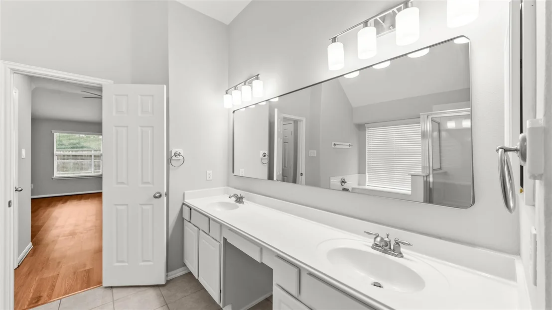 Photo of 1207 Walston Ridge Drive