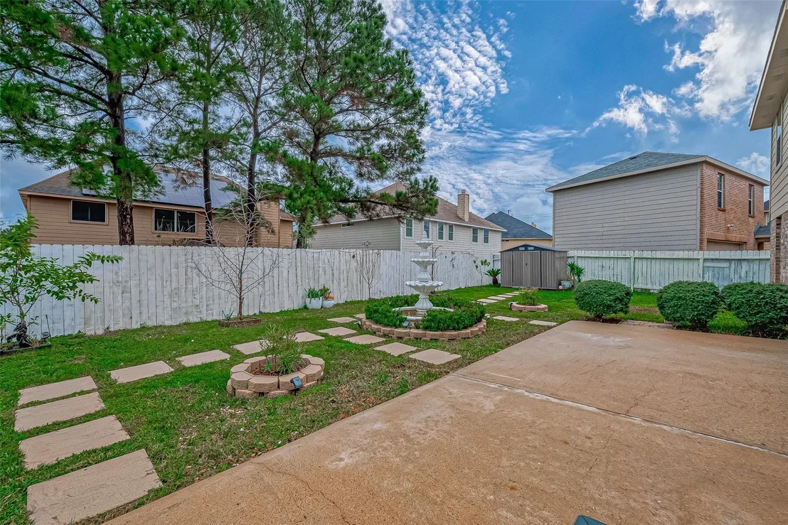 Photo of 22922 Montclair Park Lane