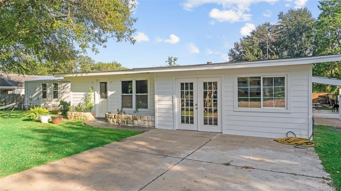 Photo of 22202 Maplewood Drive
