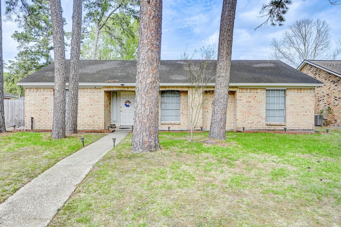 Photo of 2507 Whispering Springs Drive