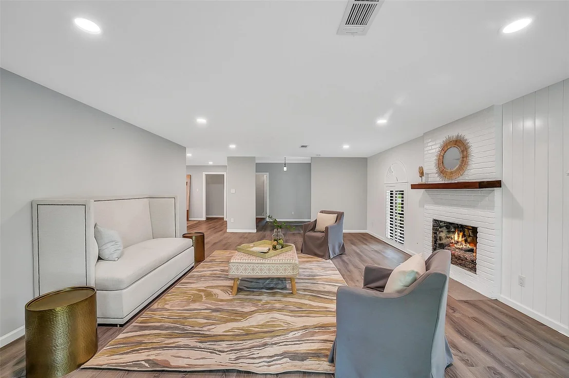 Photo of 10726 Riverview Drive