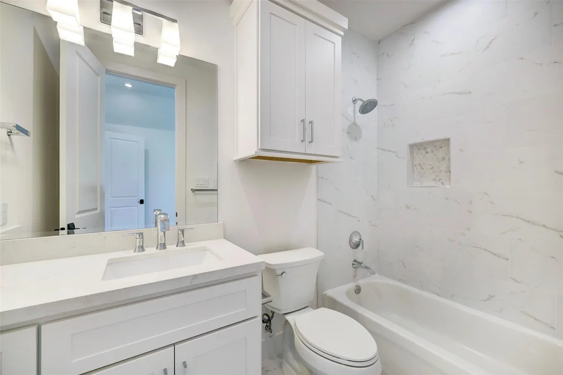 Photo of 4514 Devon Street