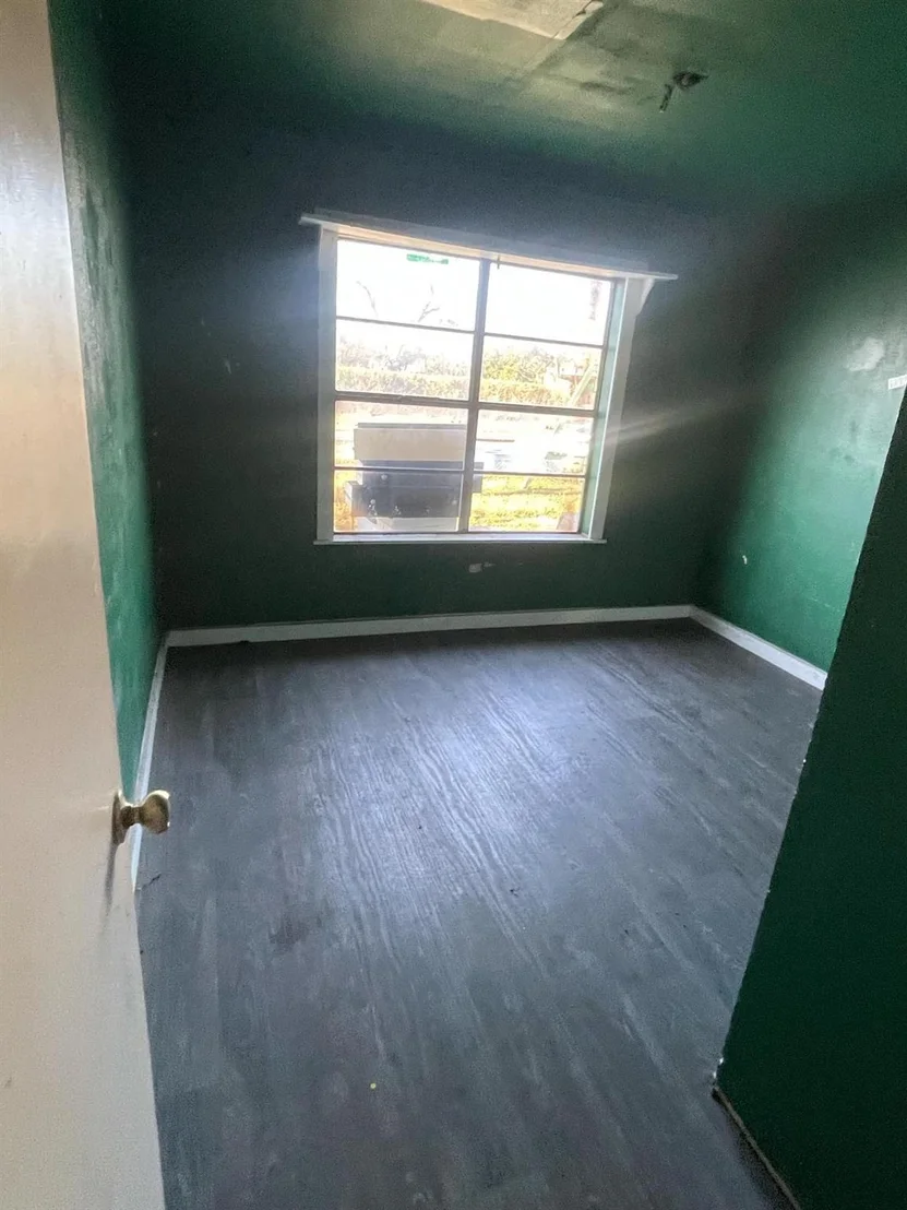 Photo of 614 Sunglo Drive
