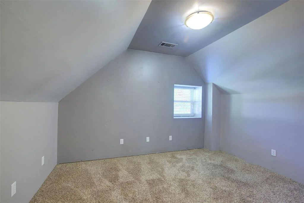 Photo of 17611 Loring Lane