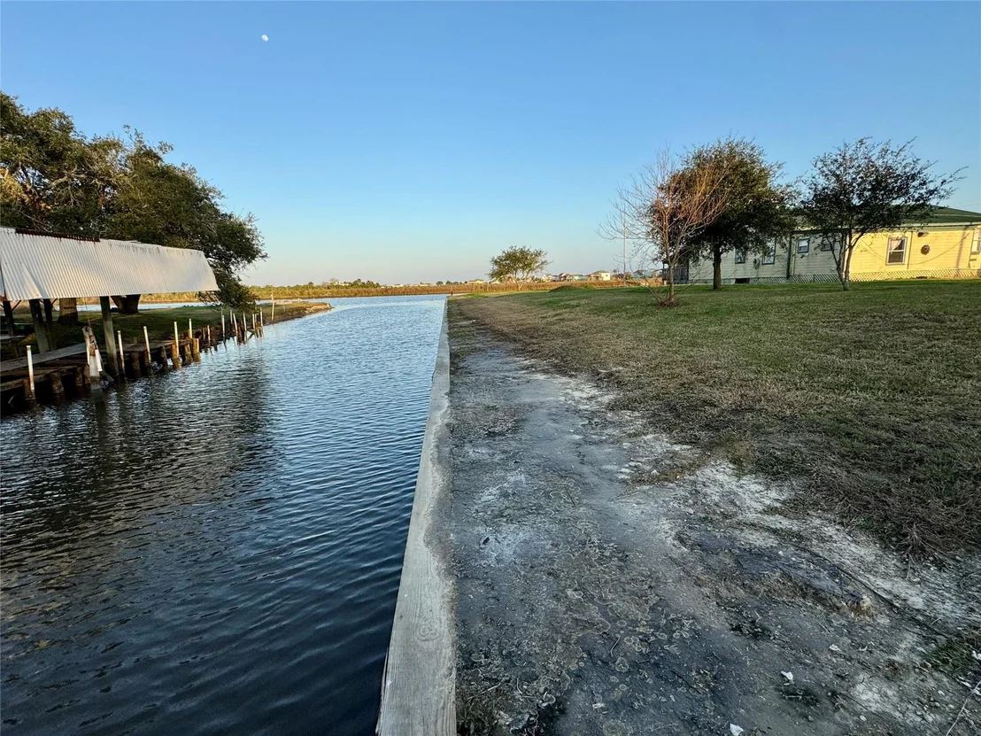 Photo of 4621 County Road 459b