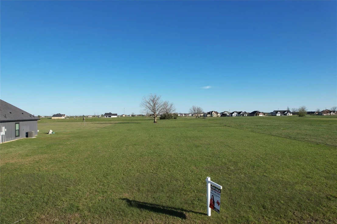 Photo of 813 Longhorn Trail