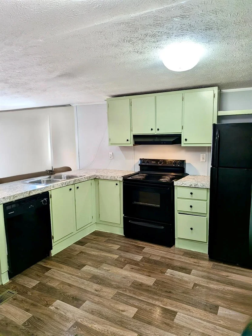 Photo of 1535 Bayview Drive
