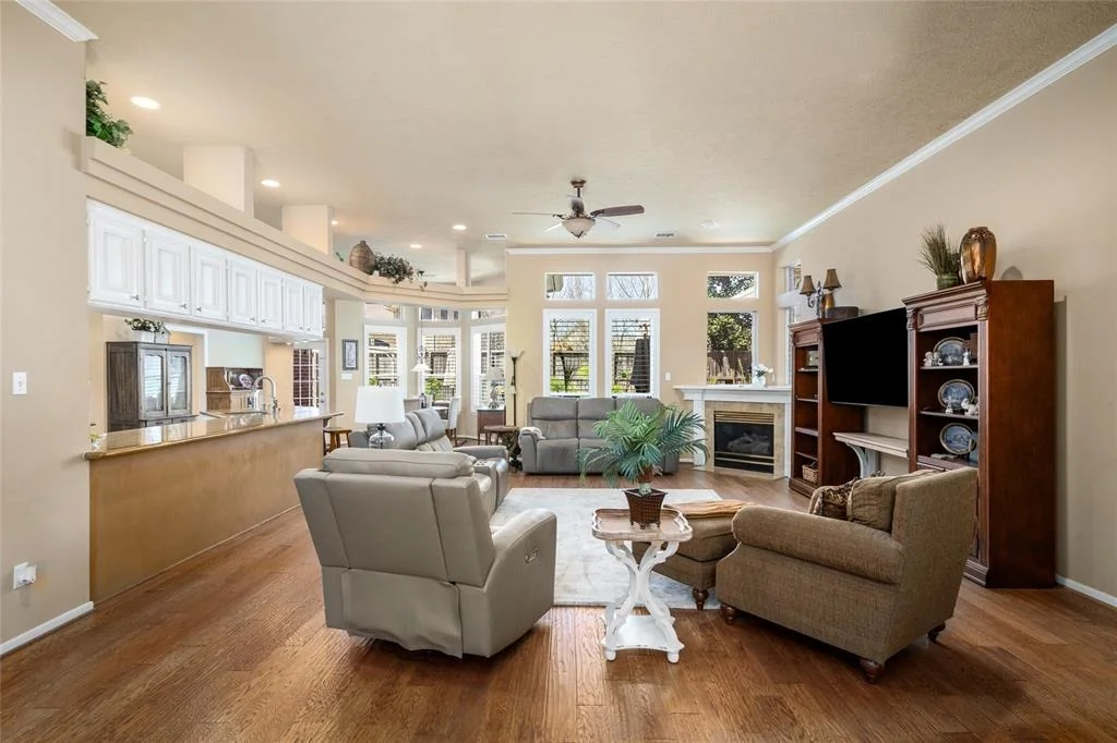 Photo of 5702 Summerfield Lane
