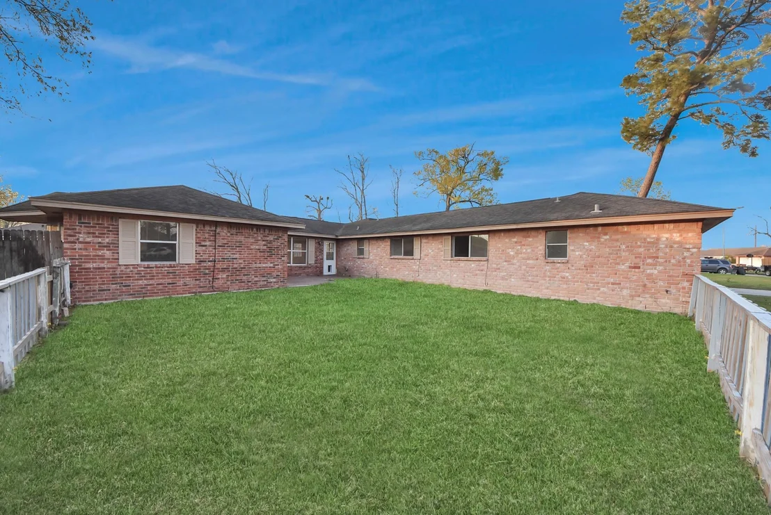 Photo of 17707 Gimbals Way