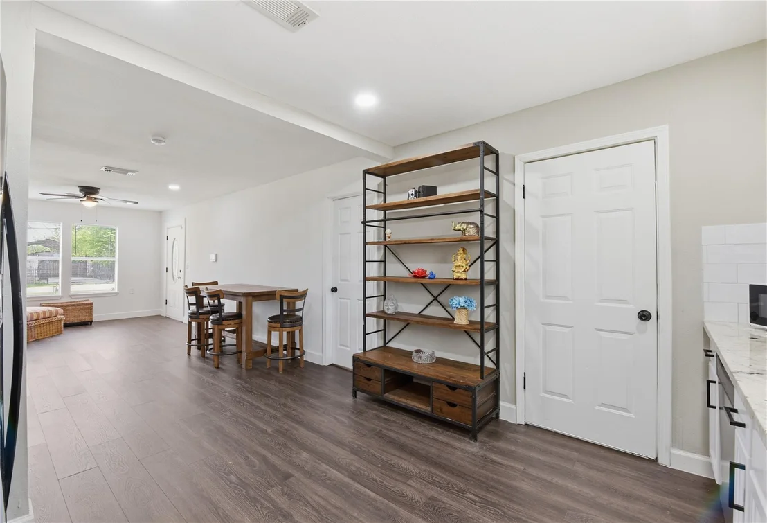 Photo of 2217 Creston Drive