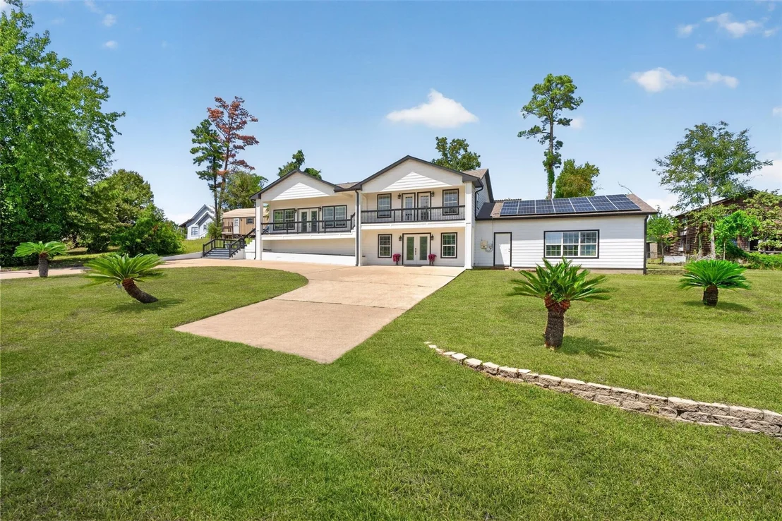 Photo of 139 Laurel Cove W