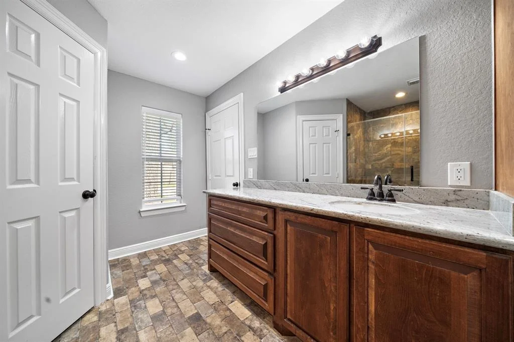 Photo of 19210 Lockridge Drive
