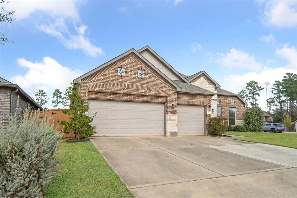 Photo of 327 Red Maple Lane