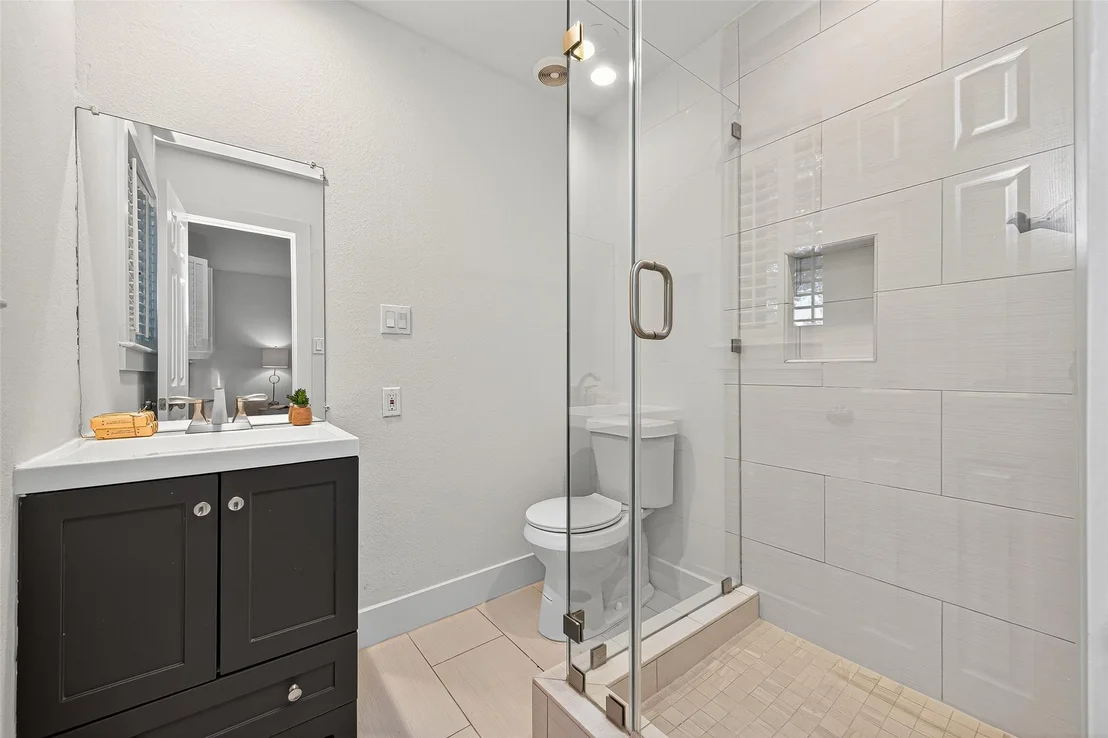 Photo of 9618 Meadowbriar Lane
