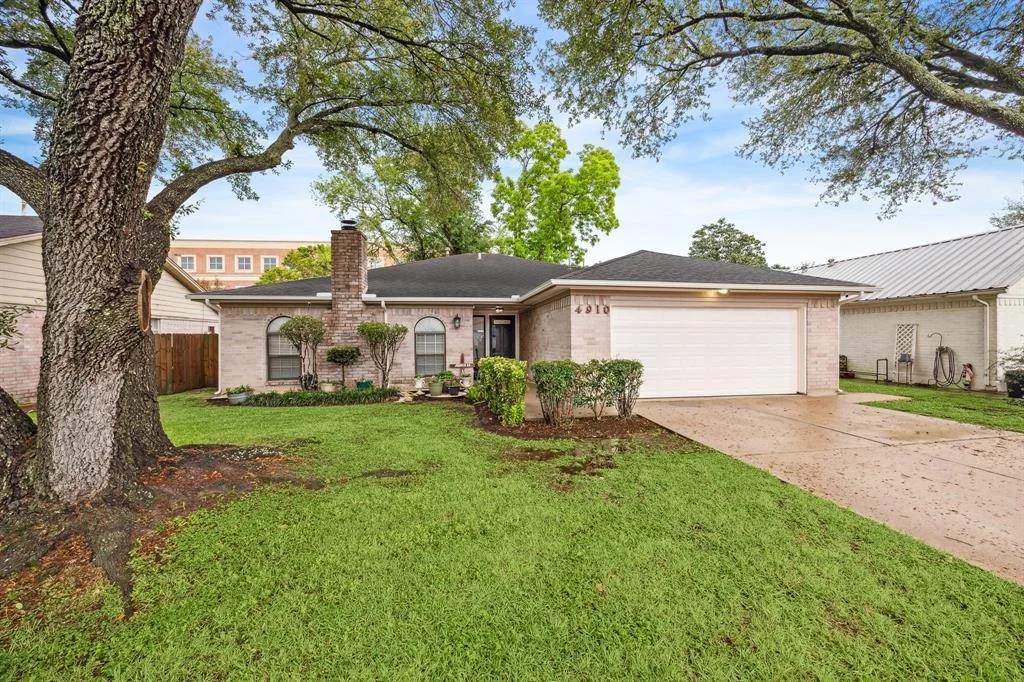 Photo of 4910 Colombia Drive