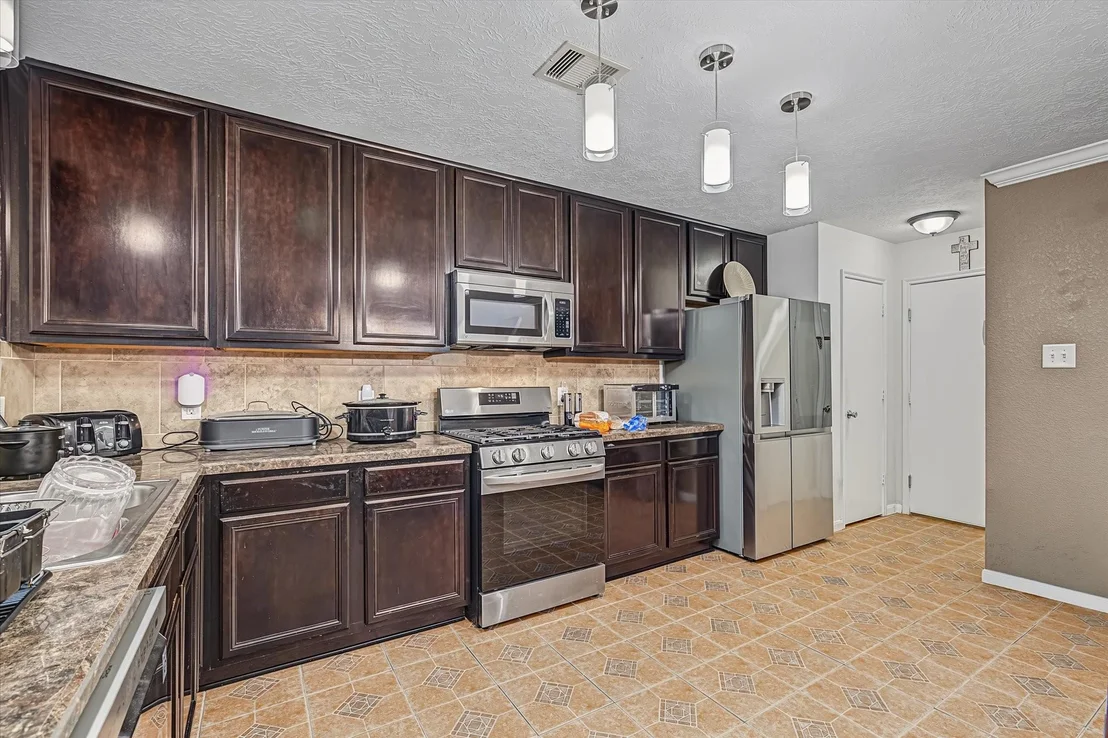Photo of 21311 Pine Monte Ridge Lane