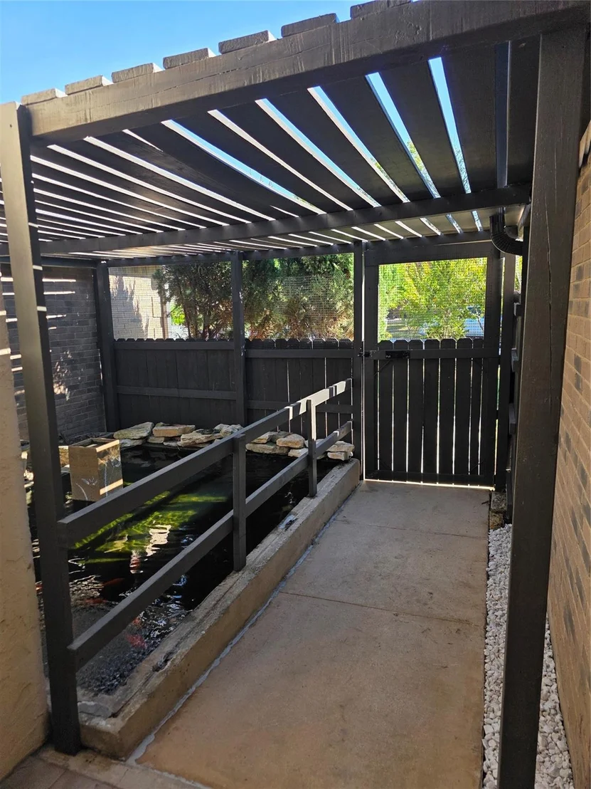 Photo of 3437 Columbia Drive