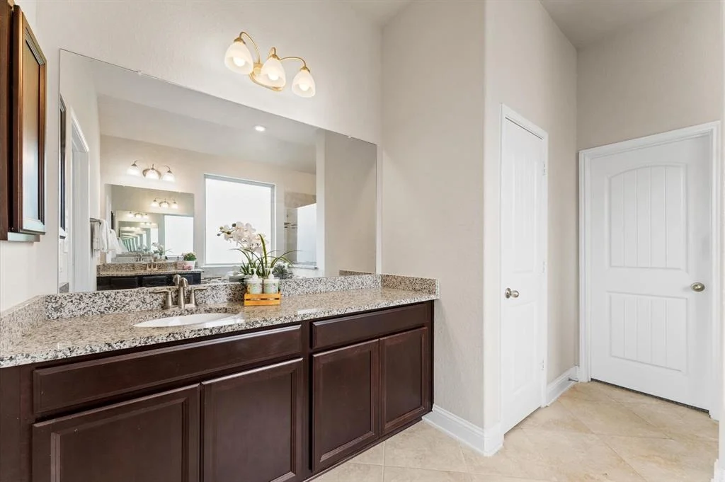 Photo of 8715 Gladiolus Drive