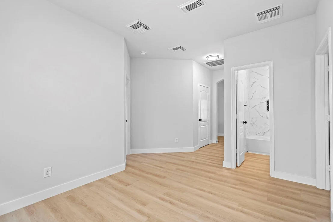 Photo of 5735 Brookhollow Pine Trail