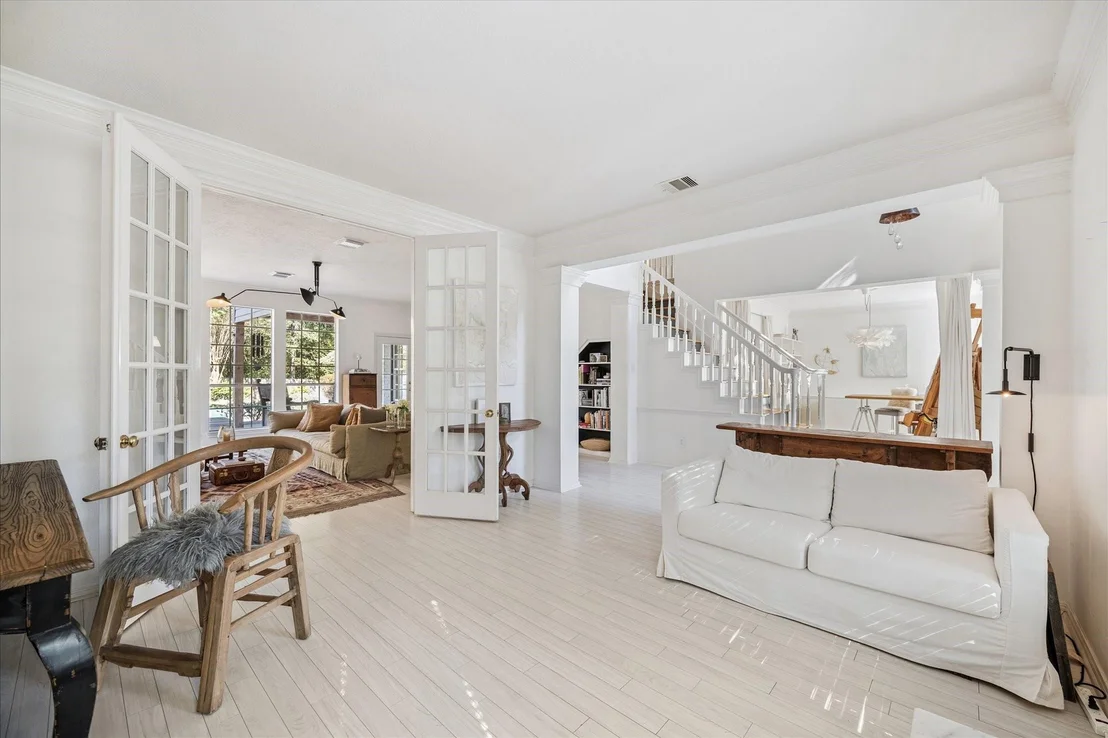 Photo of 58 E Coldbrook Circle