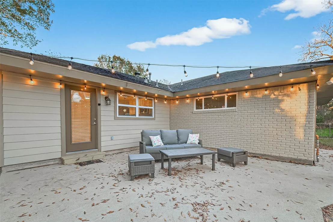 Photo of 5323 Briarbend Drive