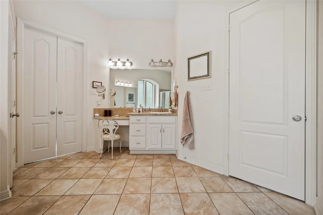 Photo of 10031 Estes Hill Lane