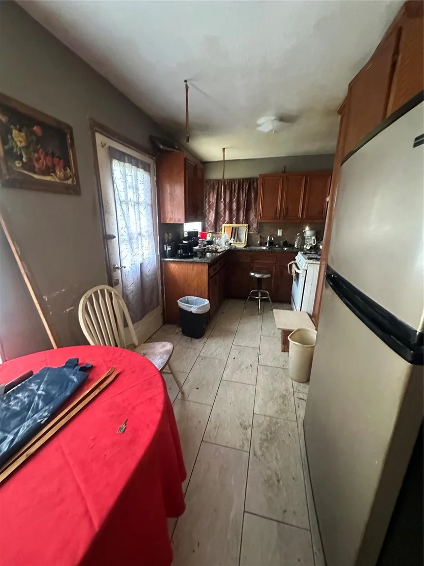 Photo of 8105 Howard Drive