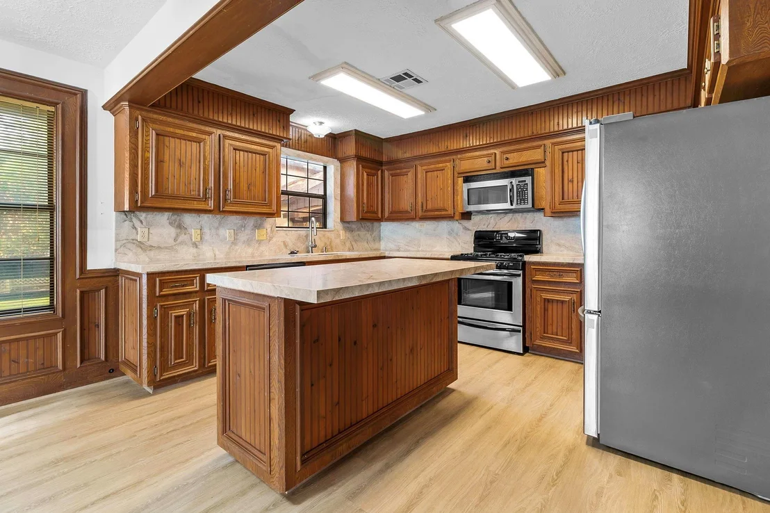 Photo of 554 Harbor Drive