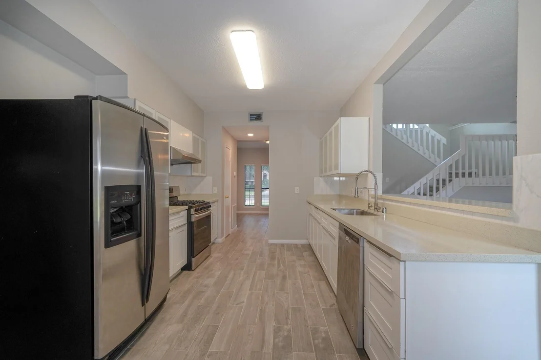 Photo of 4610 Sunshine Drive