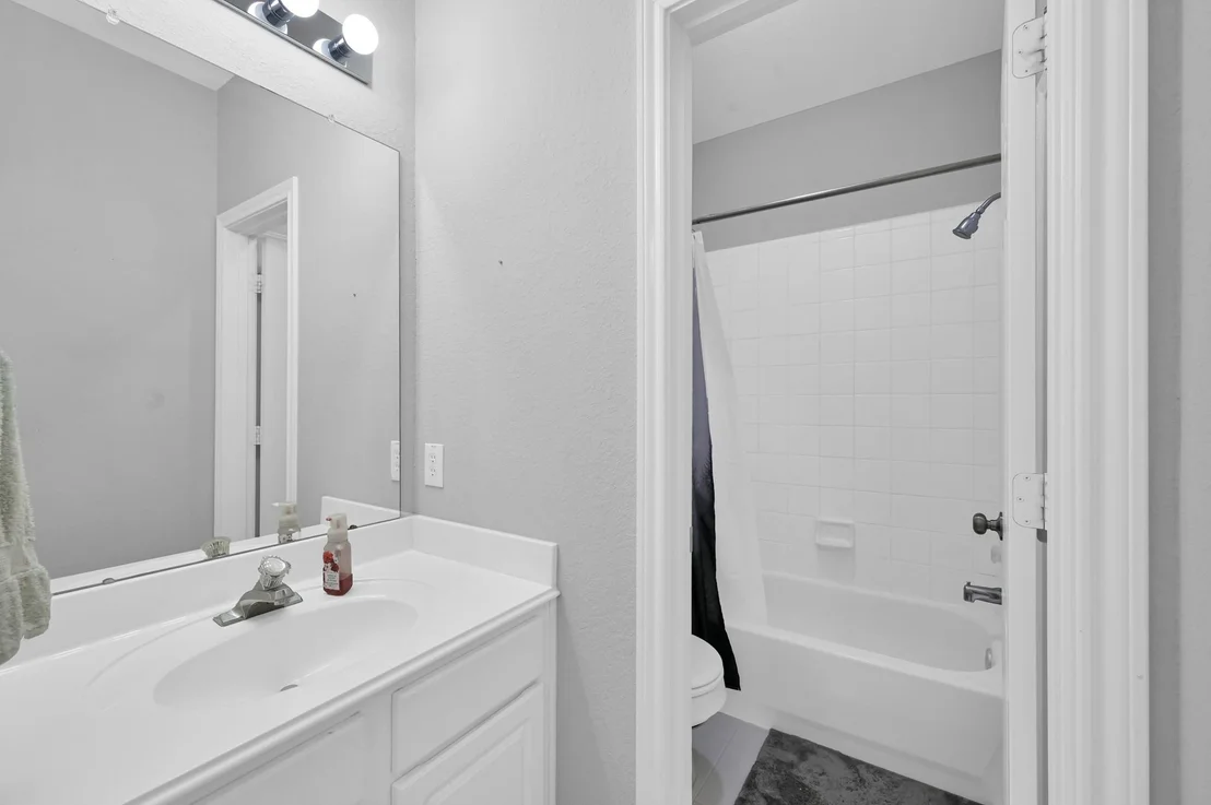 Photo of 7 Sunny Oaks Place