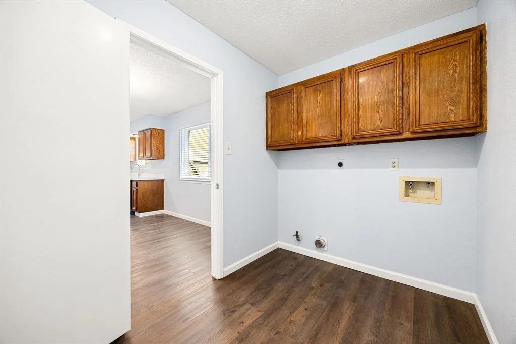 Photo of 12027 Fairpoint Drive