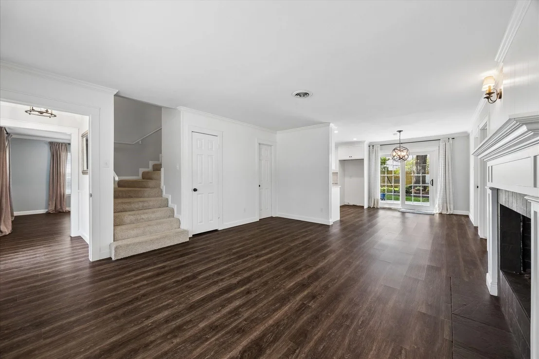 Photo of 426 Pebblebrook Drive