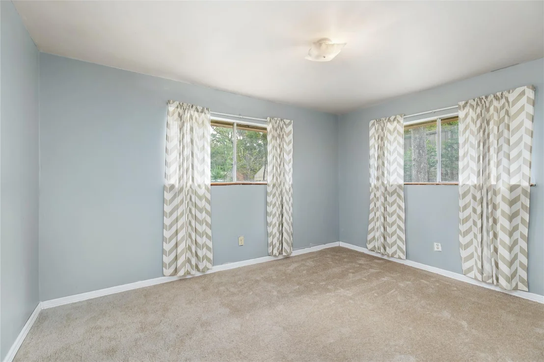 Photo of 29518 W Hawthorne Drive