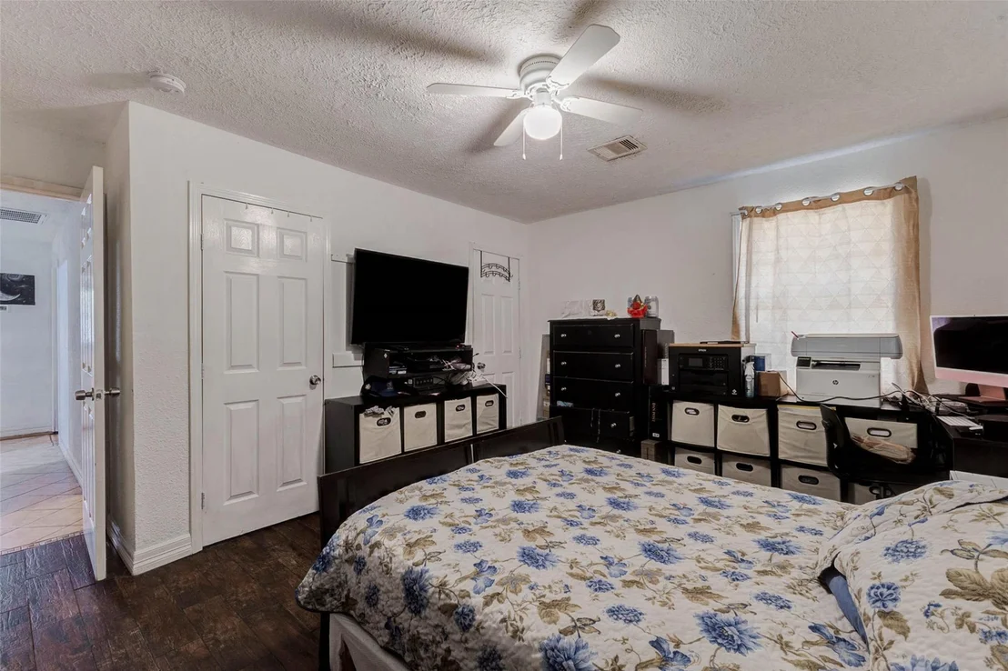Photo of 1607 Beusch Drive