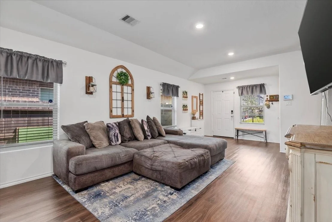 Photo of 7835 Sundrop Hill Trail