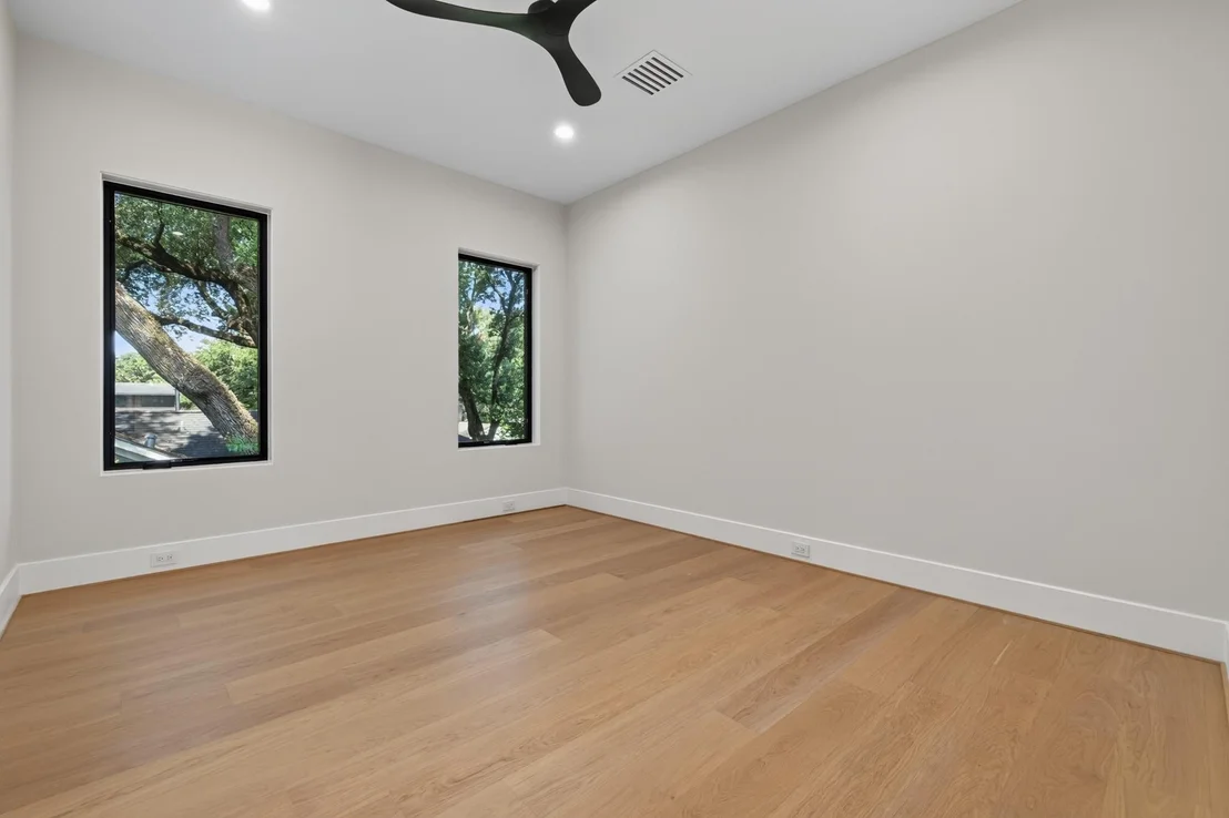 Photo of 1014 Gardenia Drive