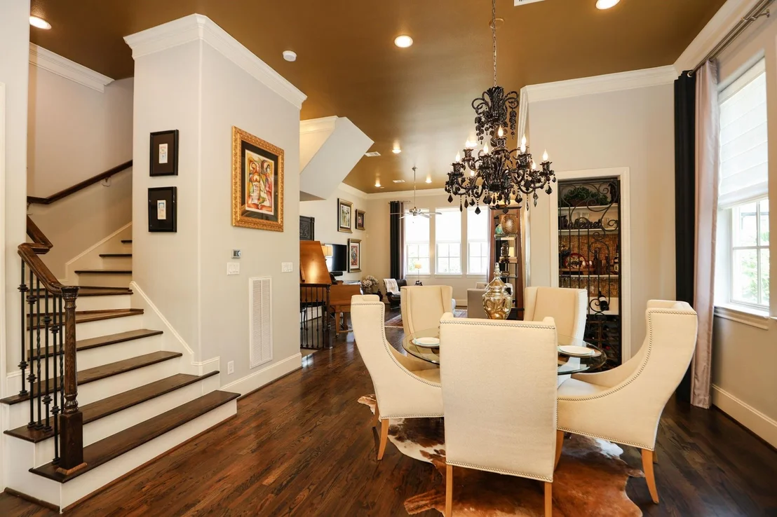 Photo of 10901 Upland Park