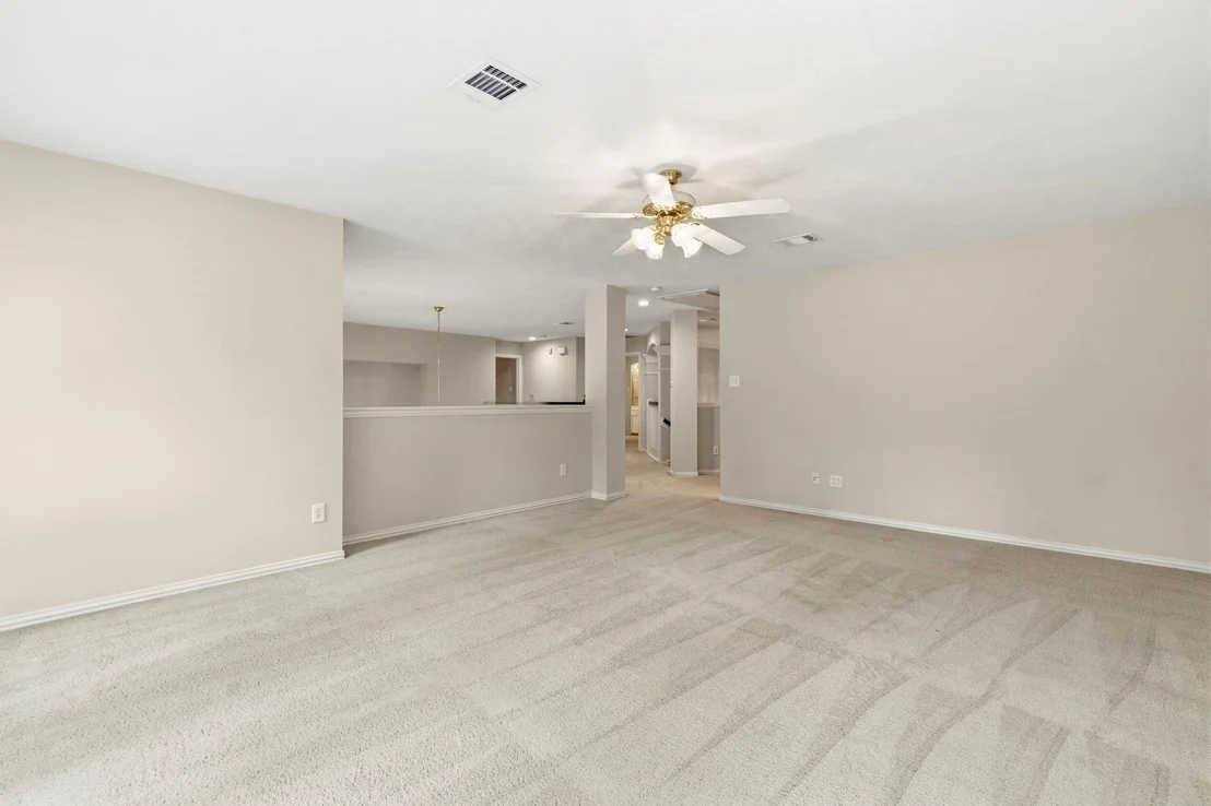 Photo of 139 E Mirror Ridge Circle