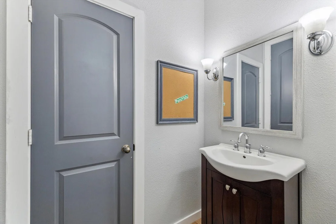 Photo of 4710 Shadow Grass Drive
