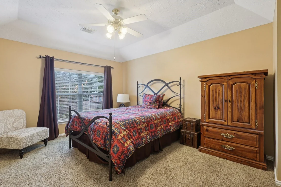 Photo of 182 N Hazelcrest Circle