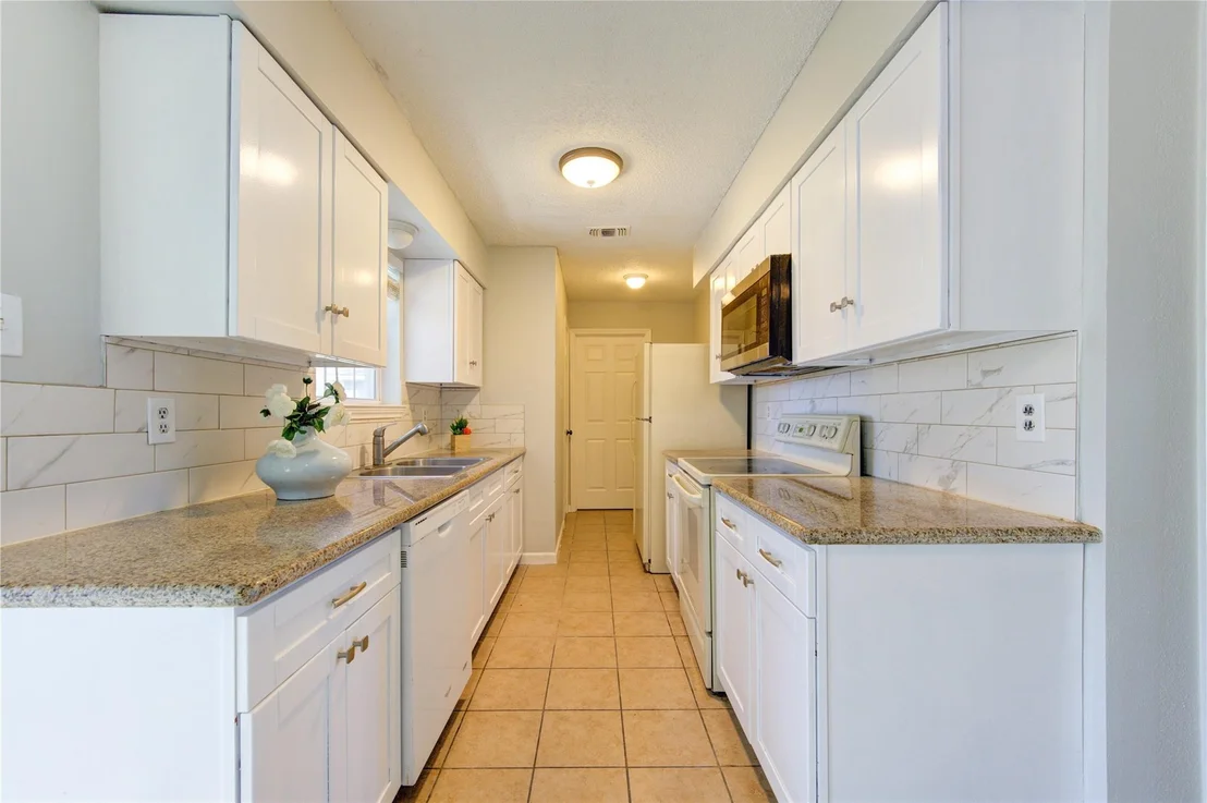 Photo of 6910 Navidad Road