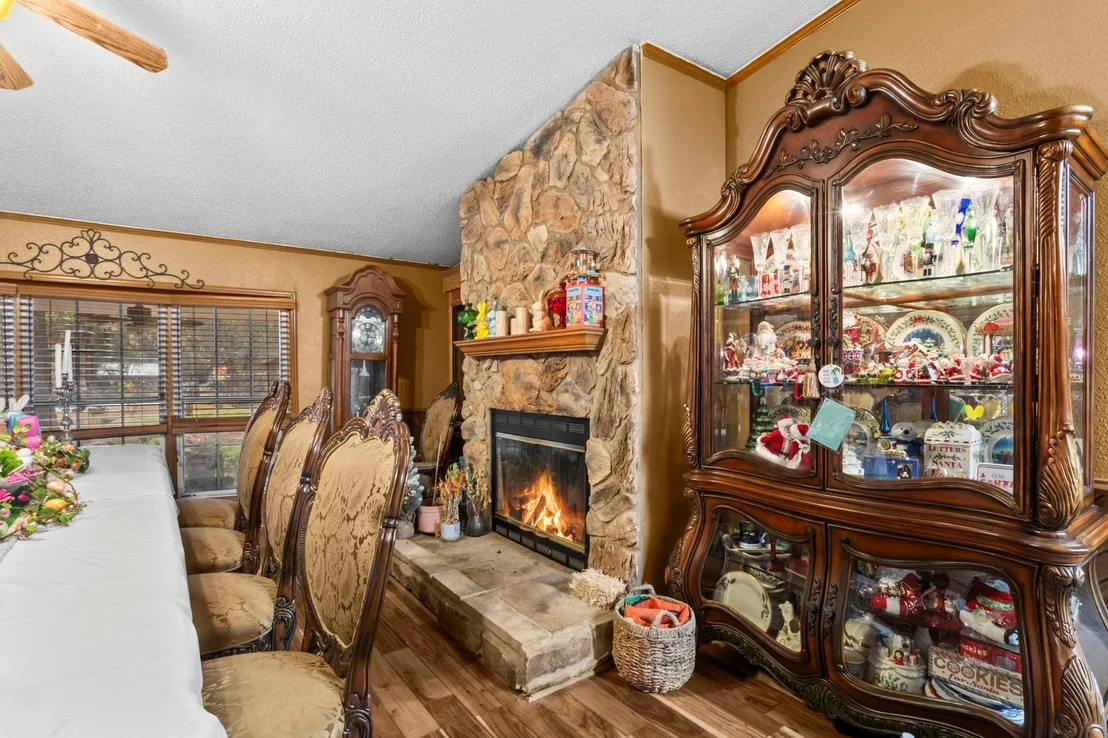 Photo of 5912 Mesquite Dr