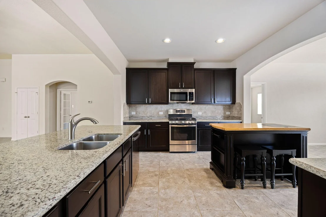 Photo of 523 Bonbrook Lane