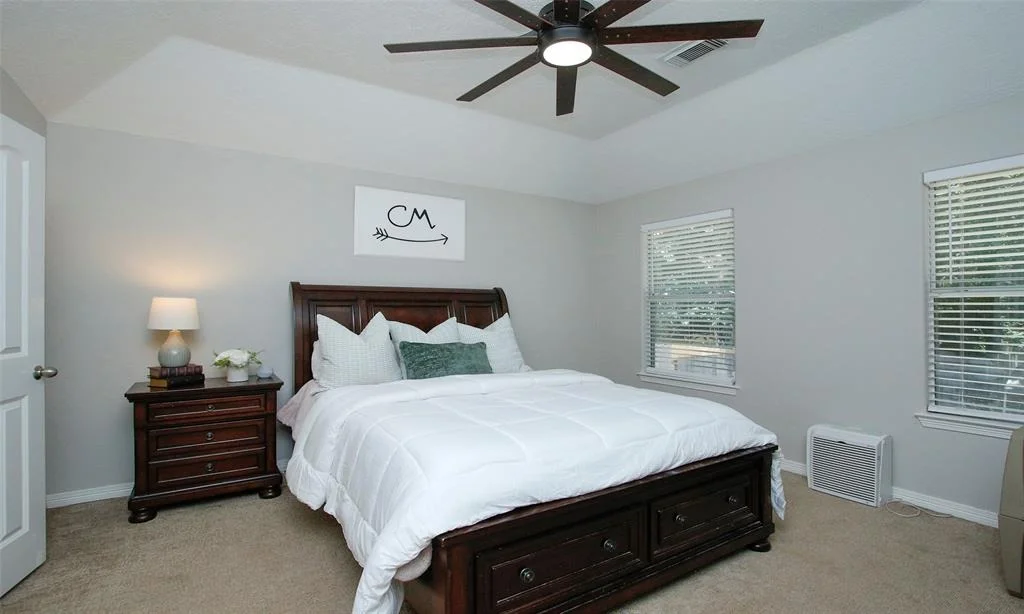 Photo of 10554 Parkside Drive