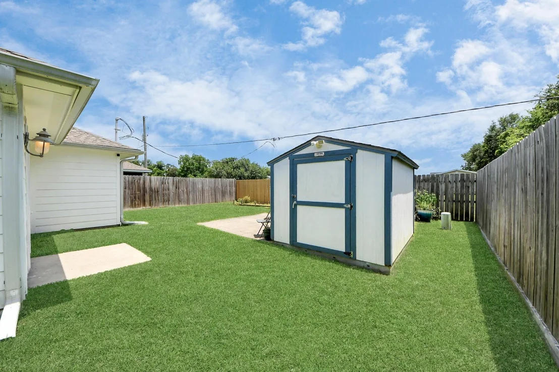 Photo of 1214 Robert Street